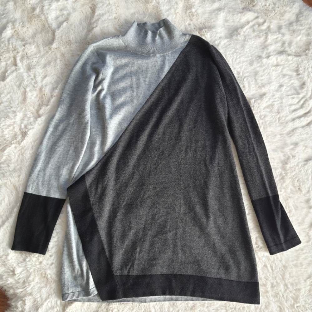 Vince Camuto Sweater Womens Sml Grey Black Color Block Side Slit Mock Neck
